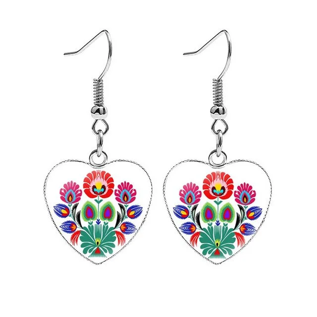 Beautiful Folk Style Heart Earrings