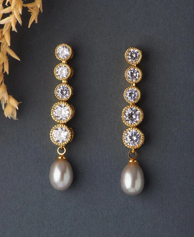 Delicate Stone Studded Pearl Earring