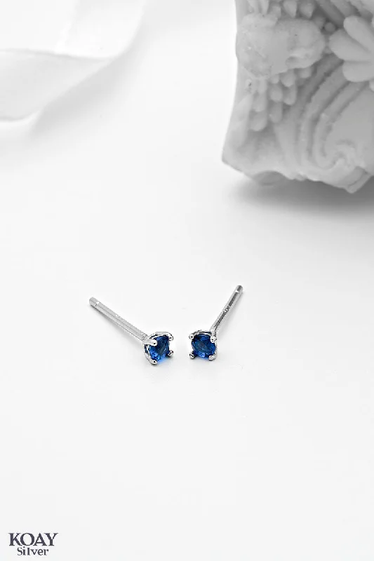 Tiny Blue Zircon Earring