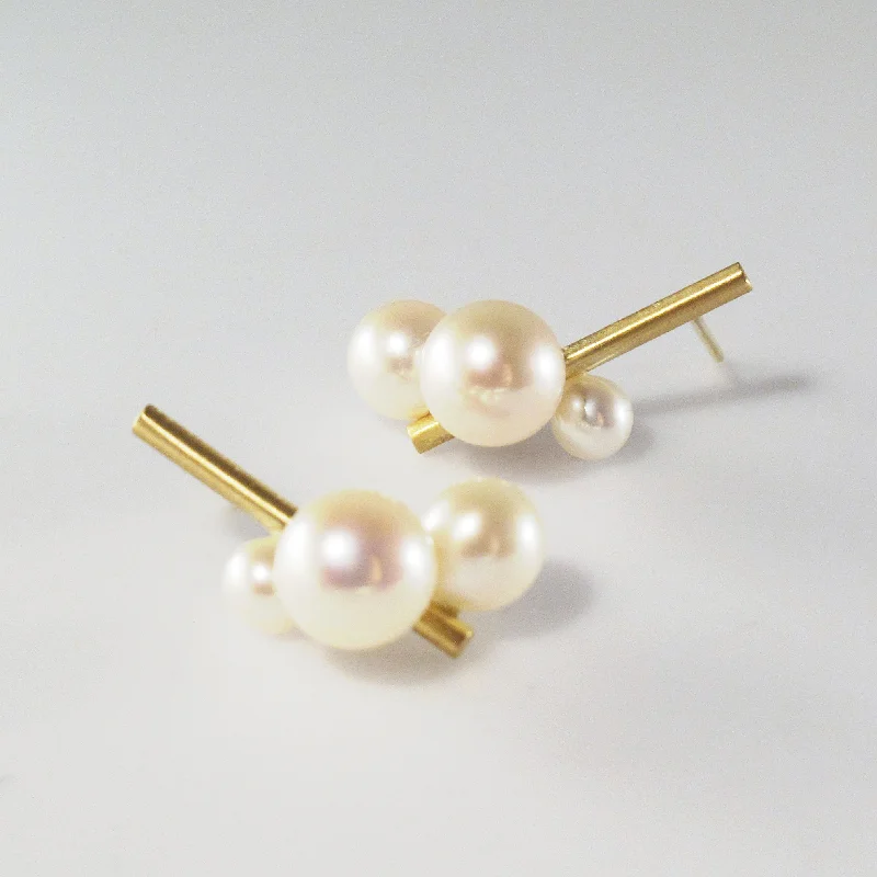 Tri Pearl Earrings