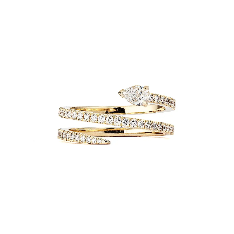 Drop Spin 18K Gold Ring w. Diamonds