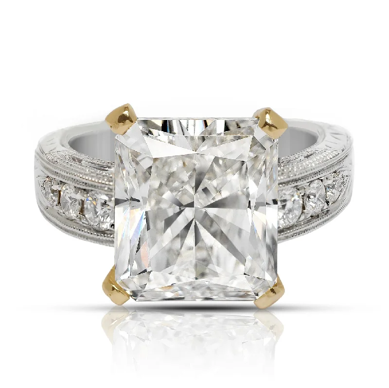 QUEEN 9 CARAT RADIANT CUT F COLOR VS2 CLARITY DIAMOND ENGAGEMENT RING 18K GOLD CERTIFIED 8 CT F VS2 BY MIKE NEKTA