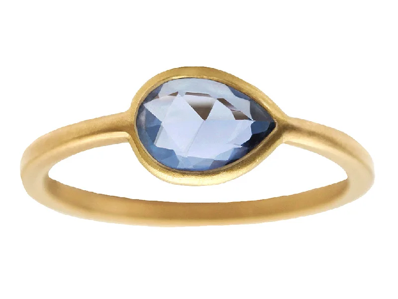 0.90ct Pear Rose-cut Blue Sapphire & Yellow Gold Wire Ring