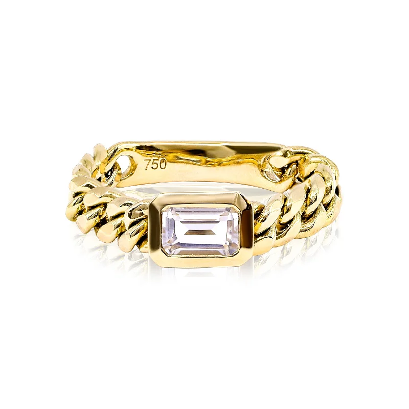 18K YELLOW GOLD EMERALD-CUT WHITE TOPAZ CHAIN RING