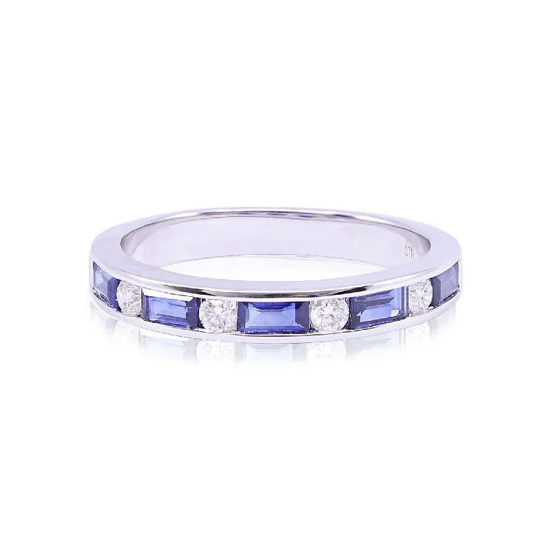 14K WHITE GOLD BLUE SAPPHIRE AND DIAMOND STATION RING