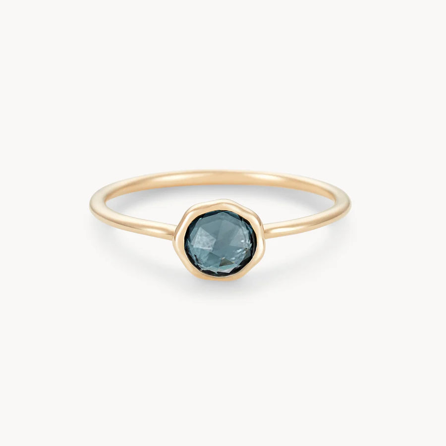 London Blue Topaz Mini Mood Ring (10K Yellow Gold)