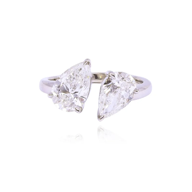 18K WHITE GOLD TWO STONE PEAR SHAPE DIAMOND RING - 2.90CTW