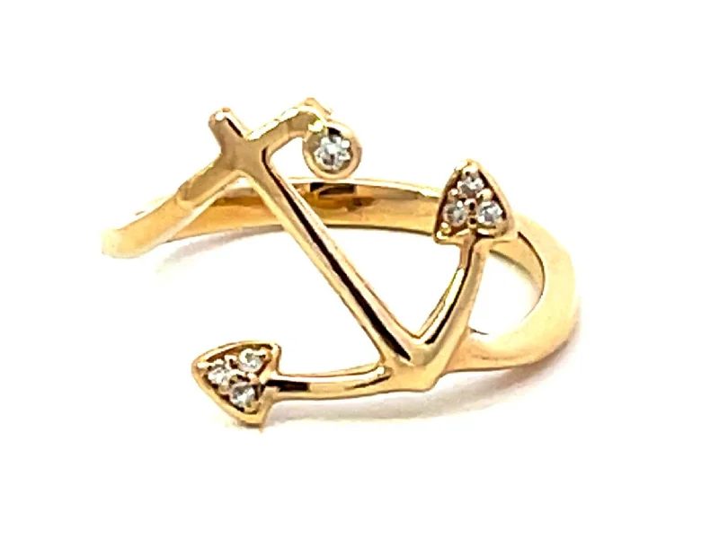 Nahoku Diamond Anchor Ring in 14K Yellow Gold