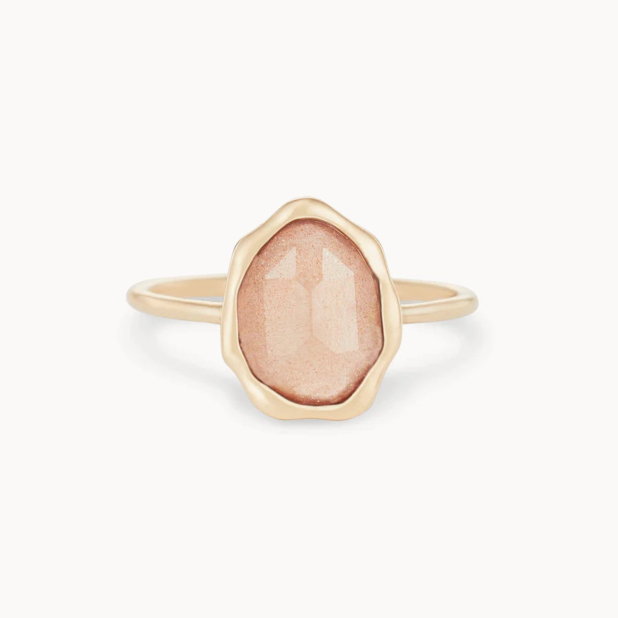 Peach Moonstone Mood Ring (14K Gold)