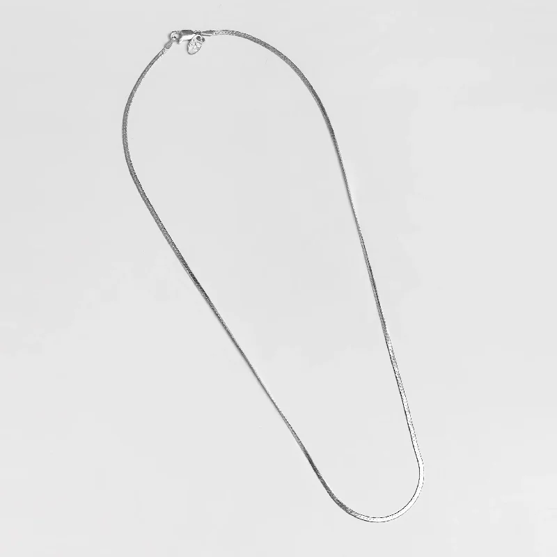 Thin Herringbone Chain Necklace (Silver)